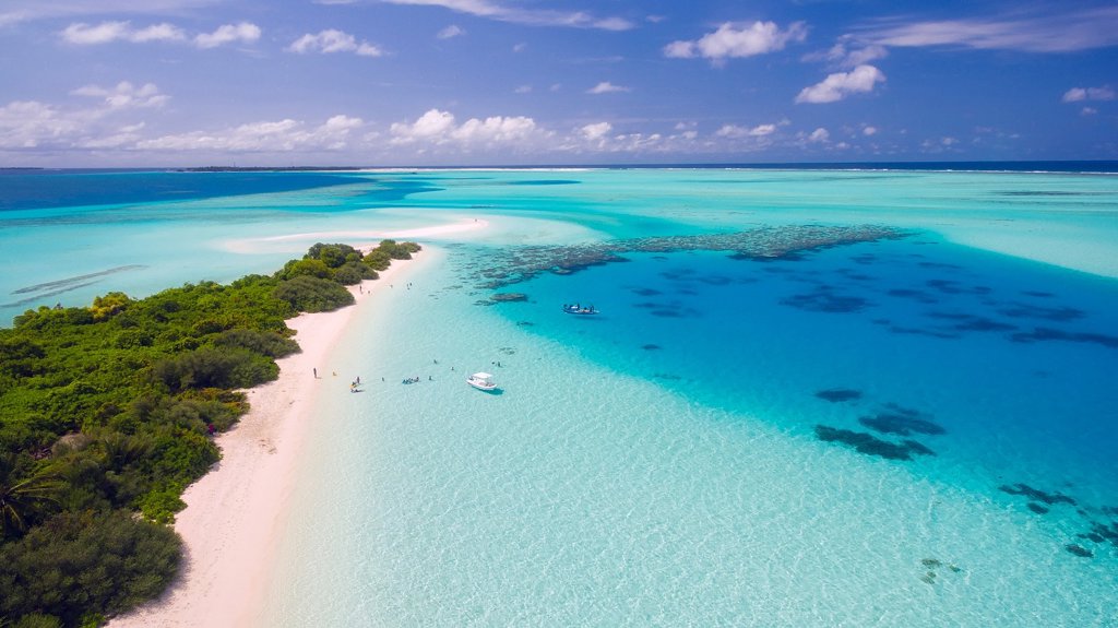 The Maldives, the world's lowest-lying country The Maldives, the world's lowest-lying country